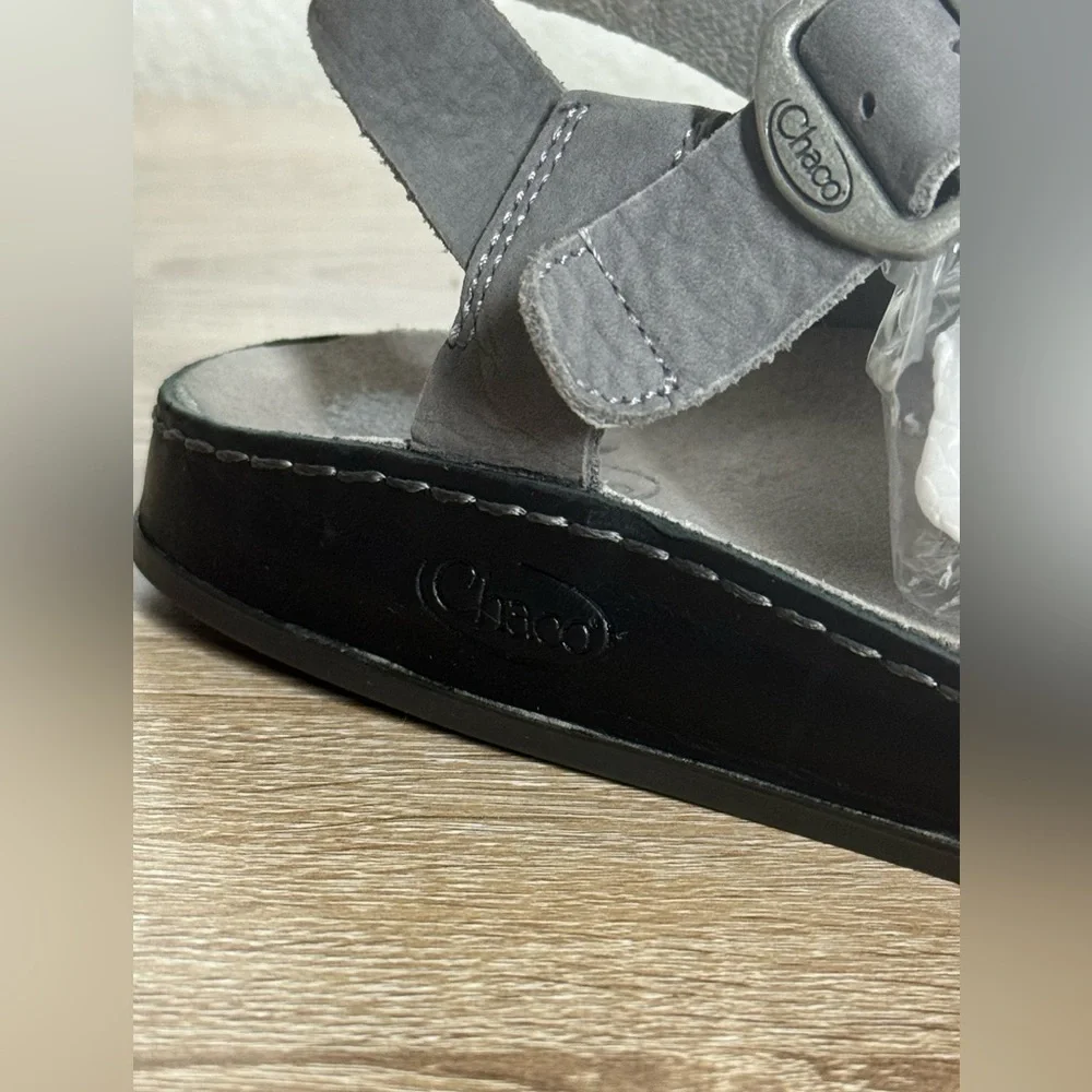 Chaco Wayfarer Loop Grey Leather Flat Samdals Women Size 11 - Picture 5 of 12